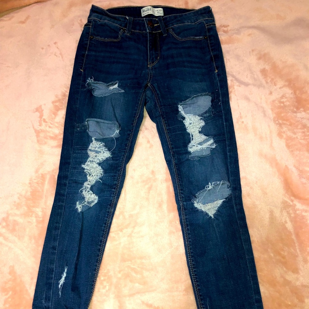 Mudd distressed skinny jeans